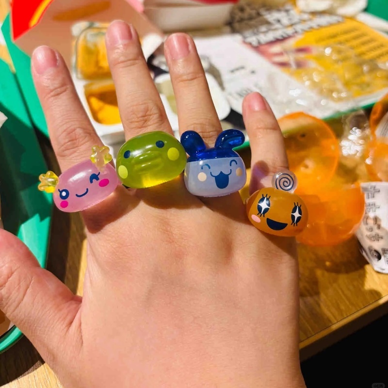 Bandai Tamagotchi Transparent  - đánh giá và giá Bandai Model Tamagotchi